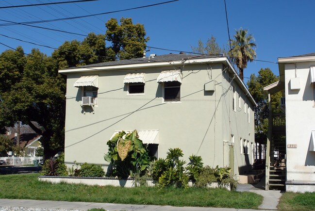 1507 N Arrowhead Ave in San Bernardino, CA - Building Photo - Building Photo