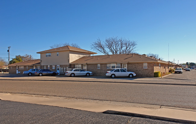 Vandelia Village Apartments in Lubbock, TX - Building Photo - Building Photo