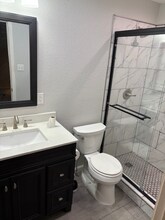 801 Hillside Dr in Sherman, TX - Building Photo - Building Photo