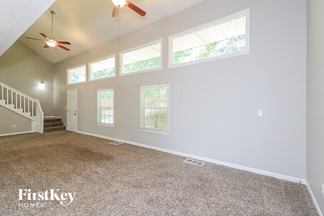 3975 Sandy Plains Rd in Marietta, GA - Building Photo - Building Photo