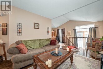 4417 Wildmint Sq in Ottawa, ON - Building Photo - Building Photo