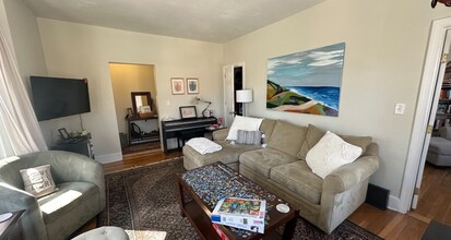 35 Bond St, Unit 1R in Somerville, MA - Foto de edificio - Building Photo