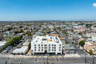 Azalea in Los Angeles, CA - Building Photo - Building Photo