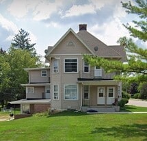 401 Main St, Unit 401-2S in Kewaskum, WI - Building Photo