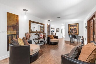 18851 SW 218th St in Miami, FL - Building Photo - Building Photo