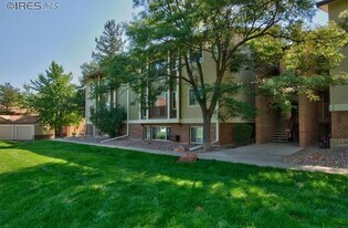860 W Moorhead Cir in Boulder, CO - Building Photo