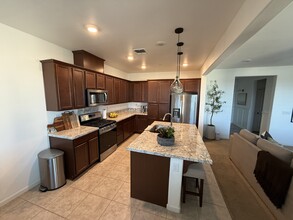 614 Aromas Pl in Soledad, CA - Building Photo - Building Photo