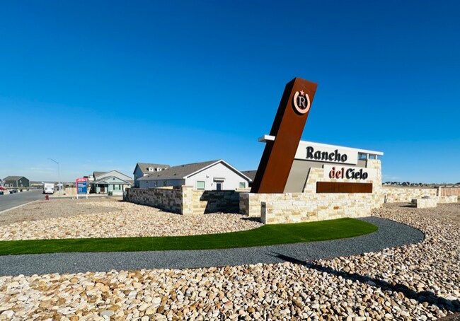 852 Rancho Del Cielo Lp in Jarrell, TX - Building Photo - Building Photo