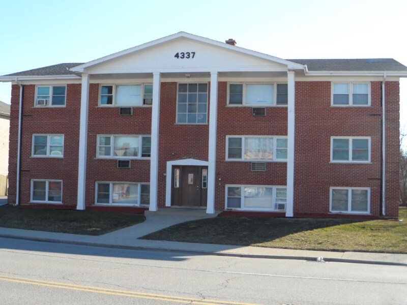 4337 Prescott Ave in Lyons, IL - Building Photo