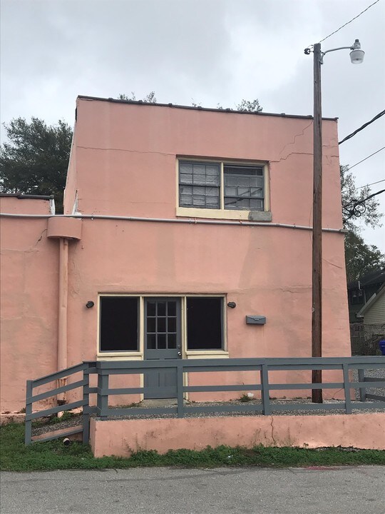 2023 Reynolds Ave in North Charleston, SC - Building Photo