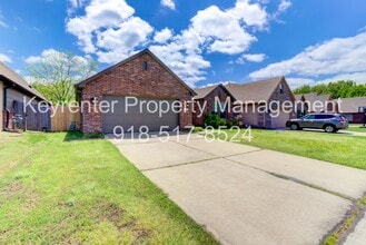 1911 W Canton Pl in Broken Arrow, OK - Building Photo - Building Photo