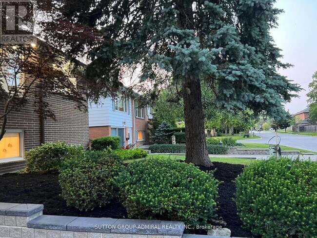 276 Iredale Rd in Richmond Hill, ON - Building Photo - Building Photo