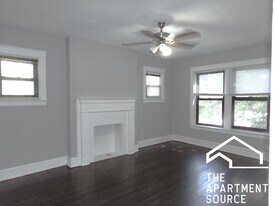 3600 W Sunnyside Ave, Unit 1 in Chicago, IL - Building Photo