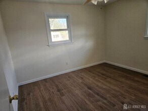 1678 Englishtown Rd in Old Bridge, NJ - Building Photo - Building Photo