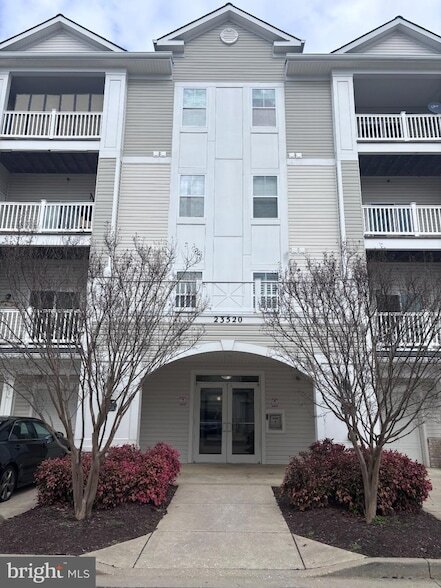 property at 23520 FDR Boulevard