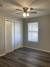 201 S Baggett St in Prairie Grove, AR - Building Photo - Building Photo