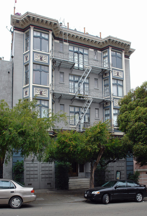 1329 Taylor St in San Francisco, CA - Building Photo