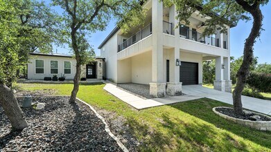 2330 Sunset Ridge in Canyon Lake, TX - Building Photo - Building Photo