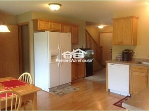 623 Bunker Dr in Northfield, MN - Building Photo - Building Photo