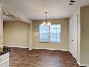 3860 Charlton Ives Dr NW in Lilburn, GA - Building Photo - Building Photo