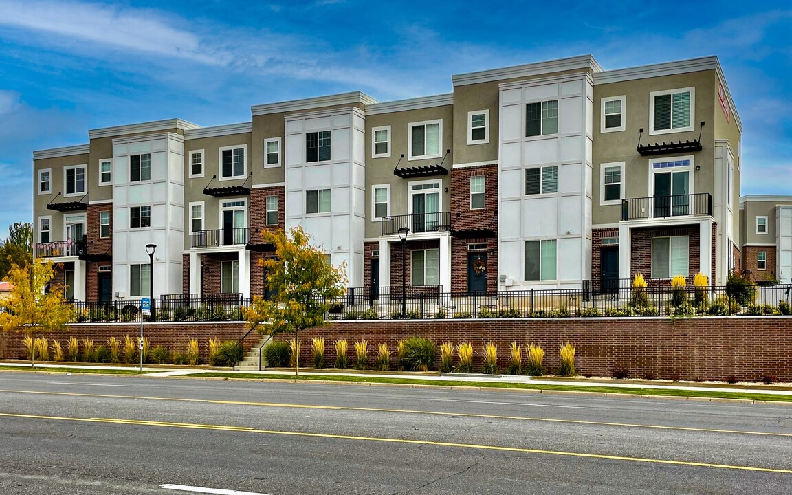 Parkview Townhomes in North Salt Lake, UT - Foto de edificio