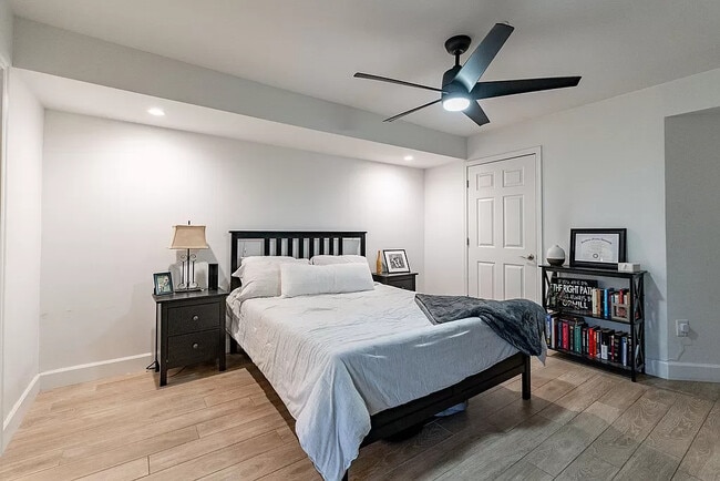 9460 E Mission Ln, Unit 116 in Scottsdale, AZ - Building Photo - Building Photo