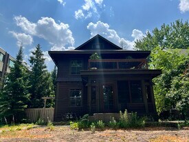928 Franklin Ter, Unit Seward Duplex in Minneapolis, MN - Building Photo