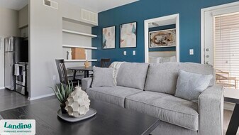 6000 Randolph Blvd in San Antonio, TX - Building Photo