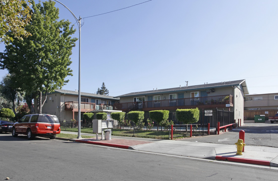 Nancy Lane Apartments in San Jose, CA - Building Photo