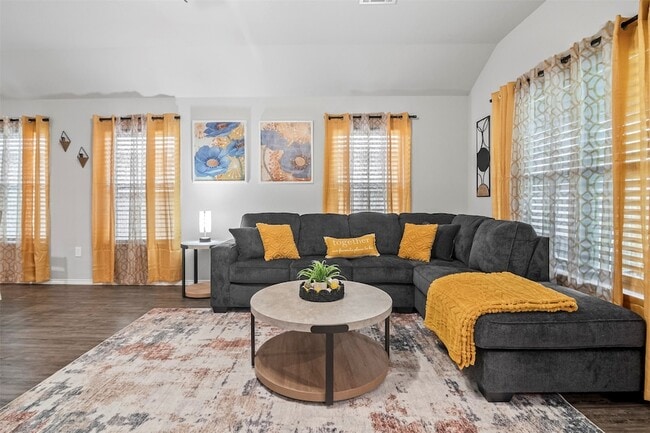 property at 21059 Wenze Ln