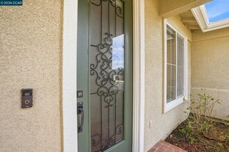 354 Pebble Beach Dr in Brentwood, CA - Building Photo - Building Photo