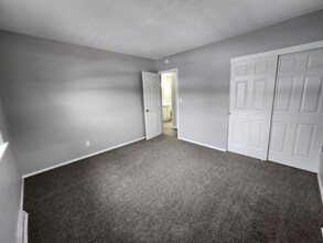 2715 Farragut Pl in Davenport, IA - Building Photo - Building Photo