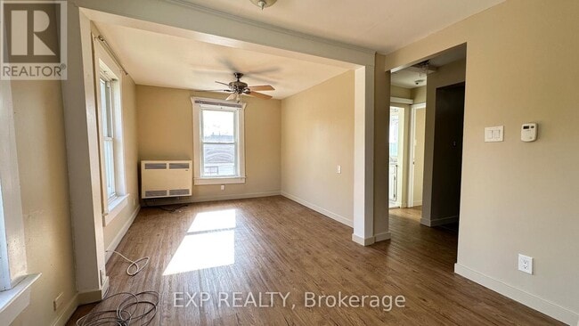 22 Charlotte St in Belleville, ON - Building Photo - Building Photo