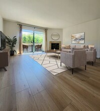 1444 Saltair Ave in Los Angeles, CA - Building Photo - Interior Photo