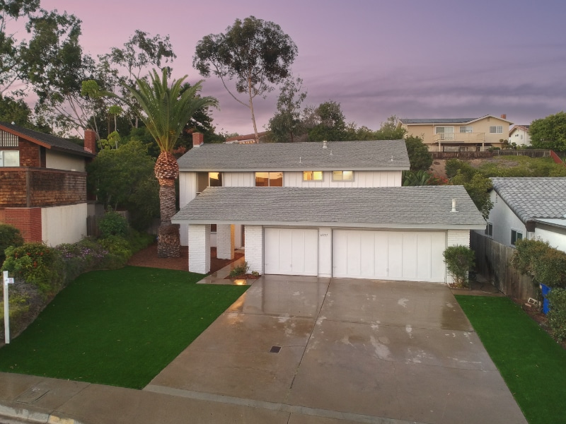 6177 Syracuse Way in San Diego, CA - Building Photo