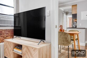 416 E 13th St in New York, NY - Building Photo - Building Photo