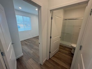 811 Rosazzo Ln in Manteca, CA - Building Photo - Building Photo