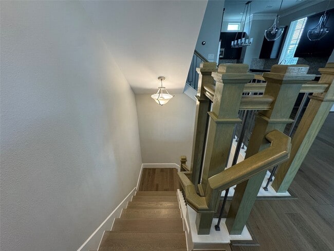 6755 Highclere Manor Ln