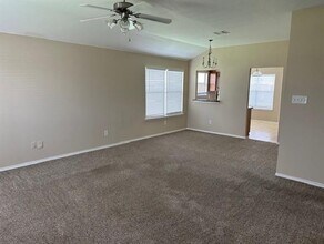 105 Shady Creek Ln in Terrell, TX - Building Photo - Building Photo