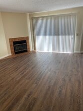 1388 Villa Glen Ln, Unit El Cajon Park Villas in El Cajon, CA - Building Photo - Building Photo