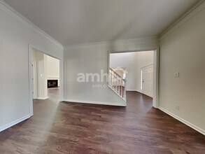 3807 Bridlington Dr in Greensboro, NC - Foto de edificio - Building Photo