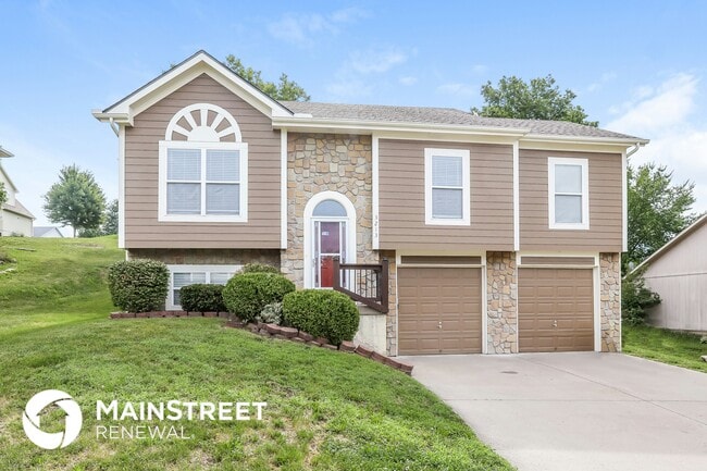 property at 3213 S Elizabeth Ave
