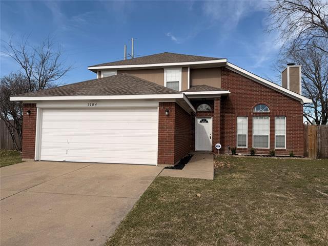 1104 Union Dr in Saginaw, TX - Building Photo - Building Photo