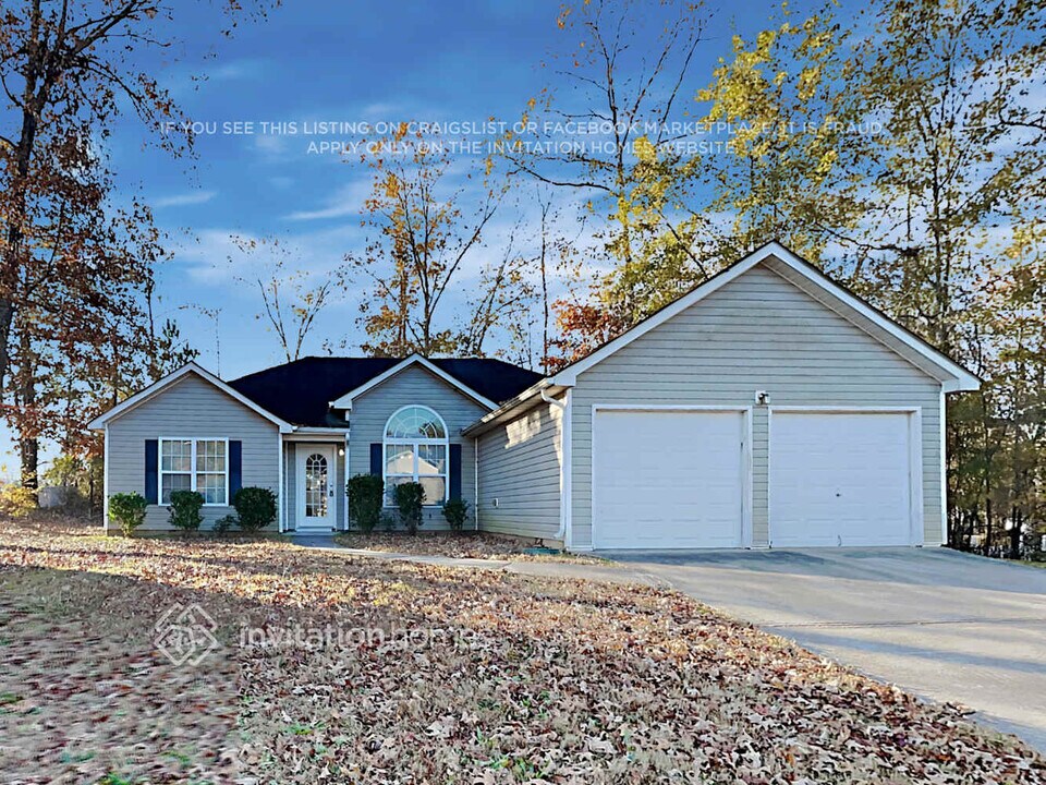 181 Edison Dr in Stockbridge, GA - Building Photo