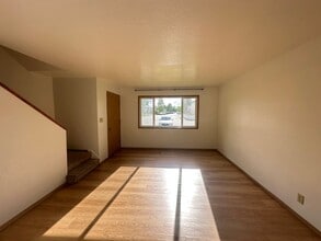 1436 1438 in Fairbanks, AK - Building Photo - Building Photo