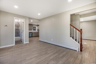 29 Haab Ave in Babylon, NY - Building Photo - Building Photo