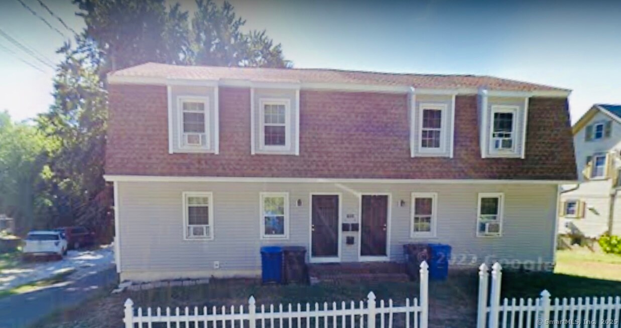106 Grove St in New Milford, CT - Building Photo