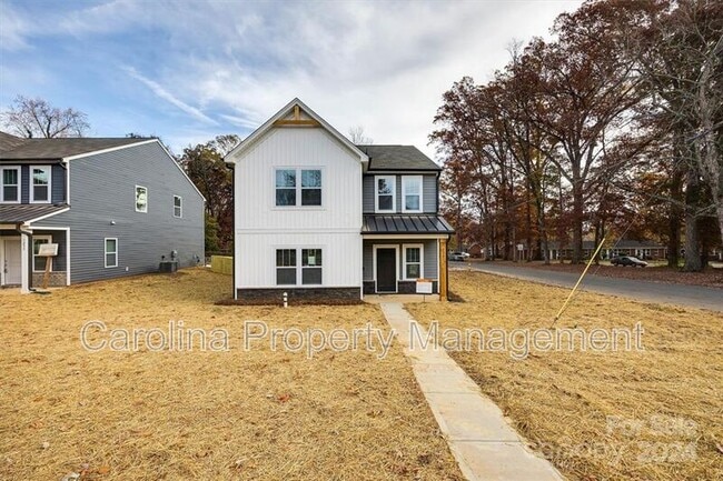 property at 1241 Eastway Dr