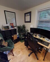 672 Washington St, Unit 4 in Brookline, MA - Foto de edificio - Building Photo