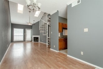 7151 Gaston Ave, Unit 1105 in Dallas, TX - Building Photo - Building Photo